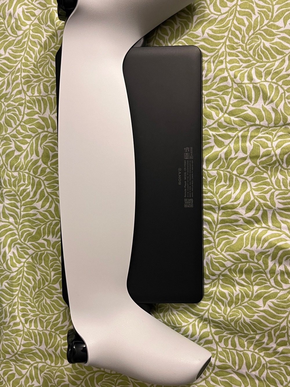 Sony PlayStation Portal Handheld in White with Black Carry Case (NWOT) - Picture 3 of 8